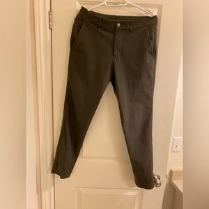 Lululemon ABC olive green slim fit pants 30x30